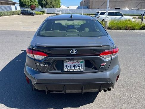 Used 2025 Toyota Corolla SE FWD image 6