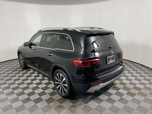 Used 2022 Mercedes-Benz GLB 250 image 3