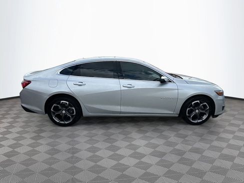 Used 2022 Chevrolet Malibu LT image 4