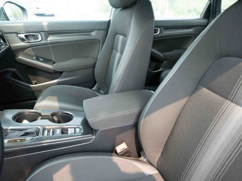 Certified 2025 Honda Civic Sport image 10