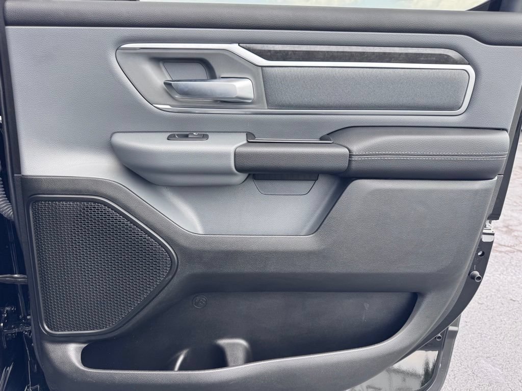 Used 2022 RAM 1500 Big Horn AWD/4WD image 30