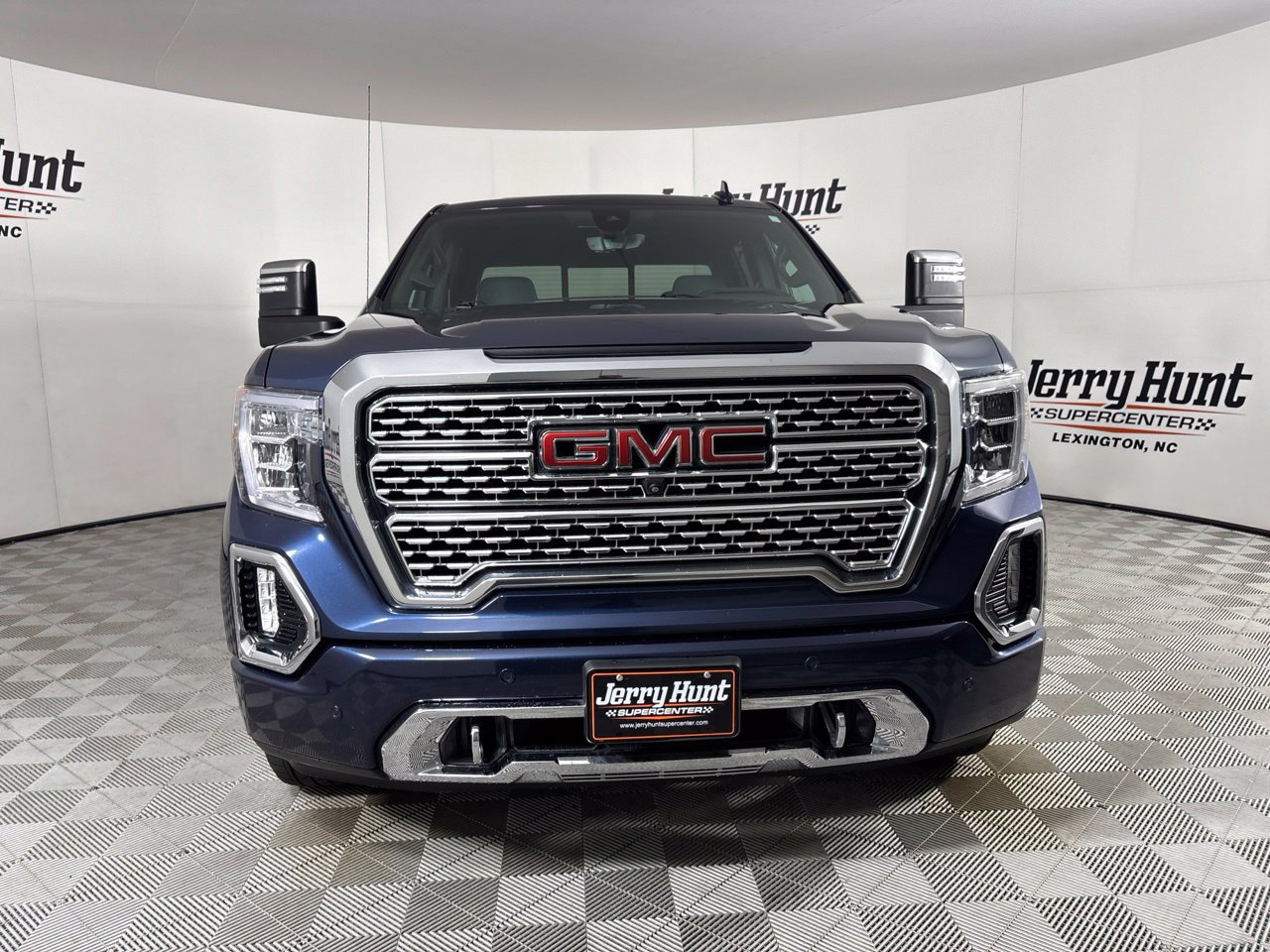 Used 2021 GMC Sierra 1500 Denali w/ Denali Ultimate Package AWD/4WD image 2