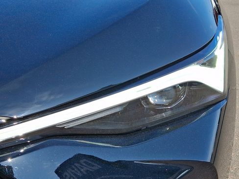 Certified 2025 Acura ADX A-Spec image 9