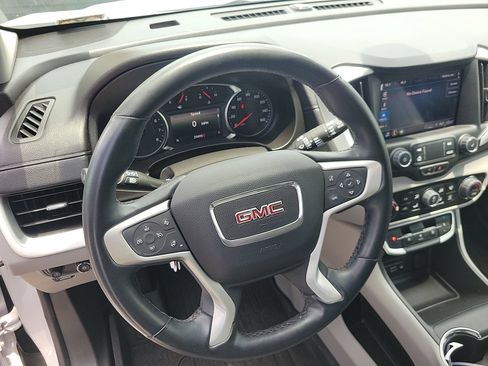 Used 2023 GMC Terrain SLT w/ LPO, Floor Liner Package FWD image 32