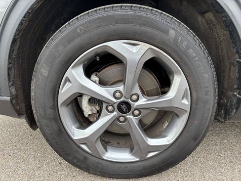 Used 2025 Ford Escape ST-Line Select AWD/4WD image 7
