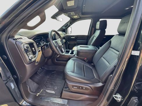 Used 2020 GMC Sierra 3500 Denali w/ Denali Ultimate Package AWD/4WD image 25