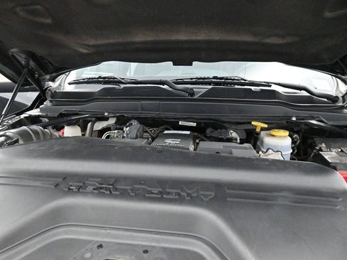 Used 2022 RAM 3500 Limited AWD/4WD image 32