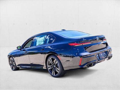 New 2025 BMW 760i xDrive image 7