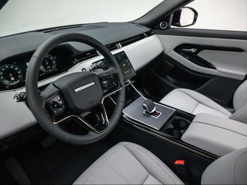 New 2026 Land Rover Range Rover Evoque S AWD/4WD image 17