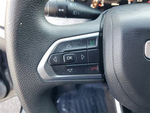 Used 2024 Jeep Compass Sport image 18