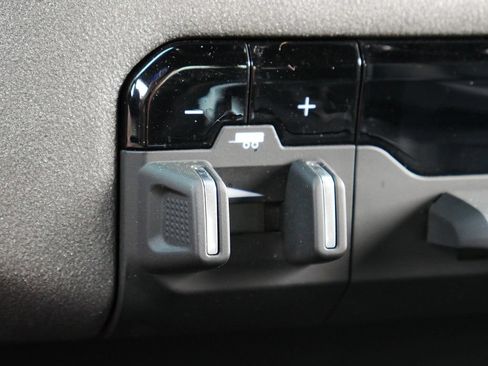 Used 2021 RAM 2500 Tradesman AWD/4WD image 45