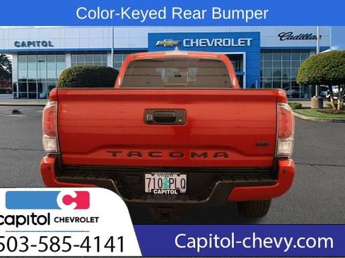Used 2023 Toyota Tacoma TRD Off-Road w/ Technology Package AWD/4WD image 5