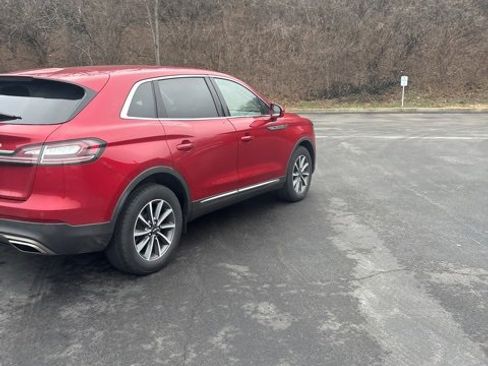 Used 2021 Lincoln Nautilus AWD image 5