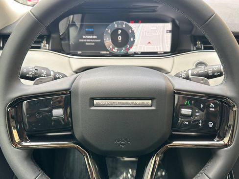 Used 2025 Land Rover Range Rover Evoque Dynamic SE image 27