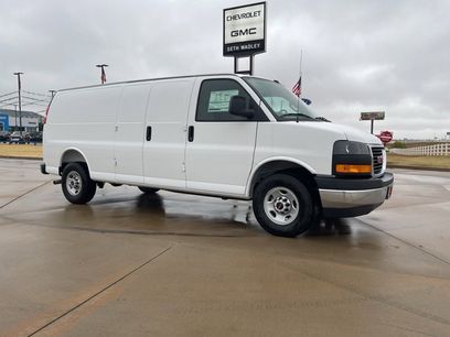 New 2025 GMC Savana 3500 Extended w/ Driver Convenience Package