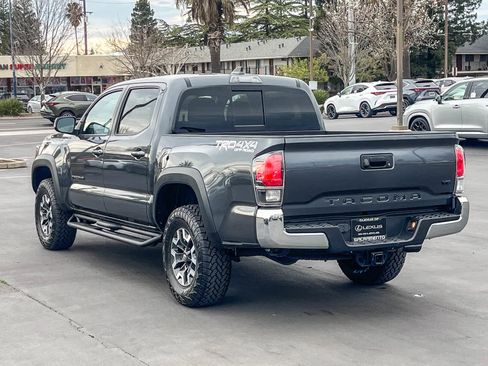 Used 2023 Toyota Tacoma TRD Off-Road w/ Black Out Package (TMS) image 2