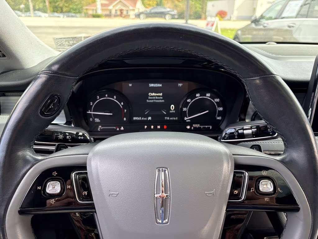 Used 2021 Lincoln Corsair AWD w/ Premium Package image 22