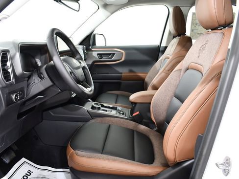New 2026 Ford Bronco Sport Outer Banks w/ Outer Banks Tech Package+ AWD/4WD image 6