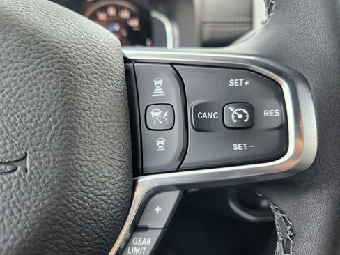 Used 2024 Toyota Tacoma SR AWD/4WD image 26