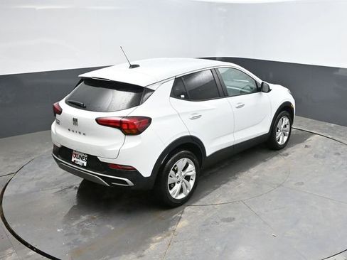 Used 2025 Buick Encore GX Preferred AWD/4WD image 42