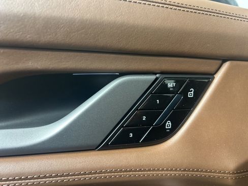 Certified 2020 Porsche Taycan Turbo image 26