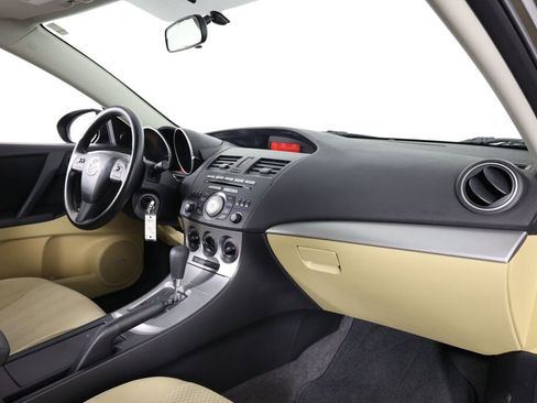 Used 2011 MAZDA MAZDA3 i Touring image 23