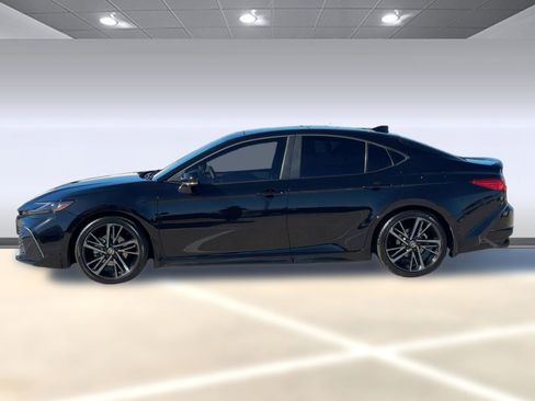 Used 2025 Toyota Camry XSE image 2