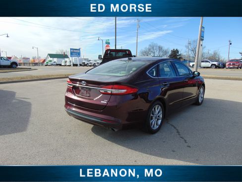 Certified 2017 Ford Fusion SE image 6