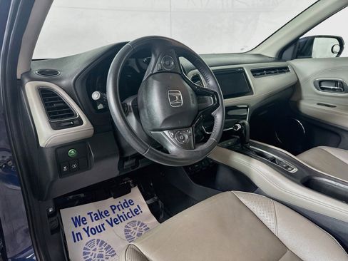 Used 2017 Honda HR-V EX-L image 9