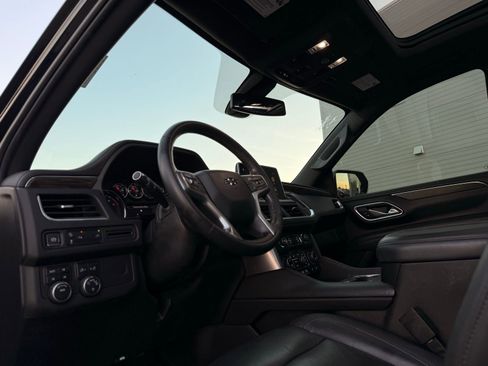 Used 2021 Chevrolet Tahoe Z71 image 12