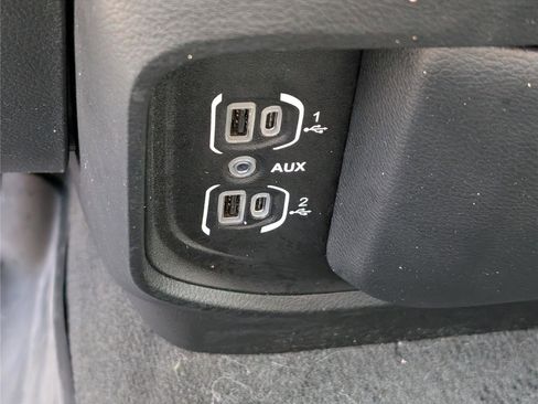 Used 2022 RAM 1500 Big Horn image 24