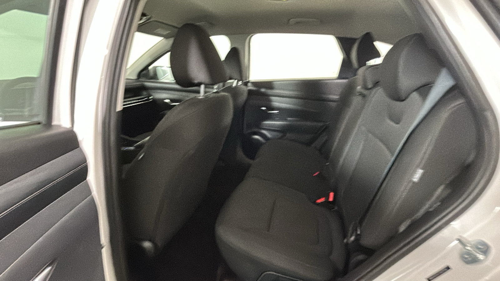 Used 2026 Hyundai Tucson SE FWD image 31