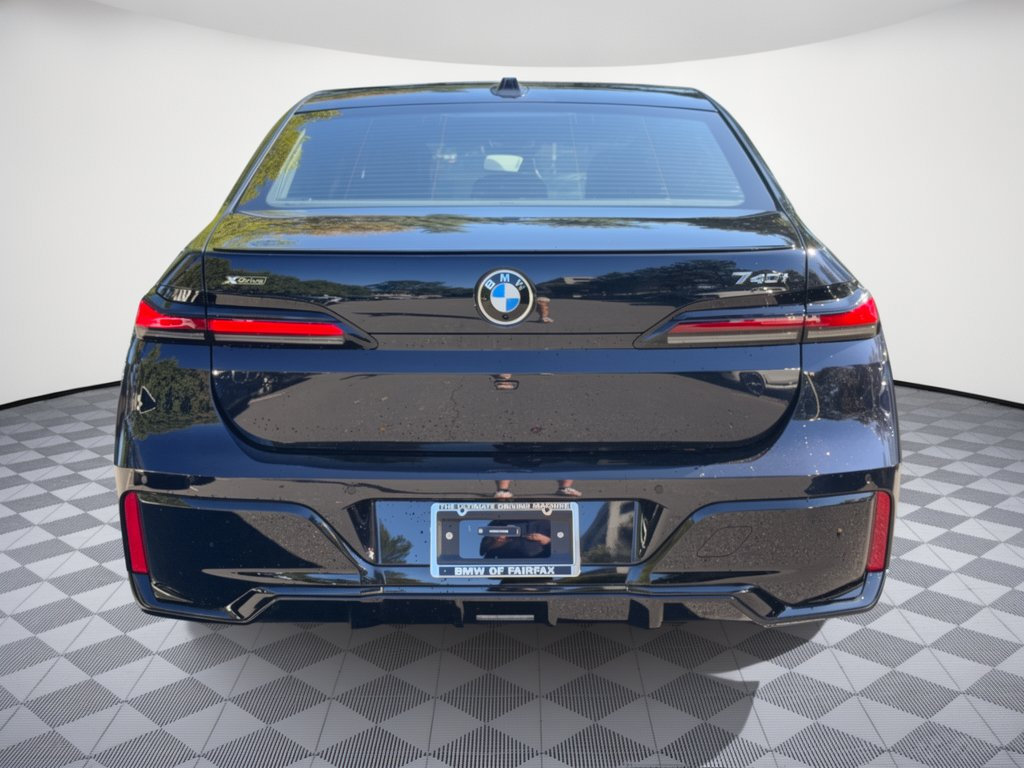 Used 2026 BMW 740i xDrive w/ Executive Package AWD/4WD image 11