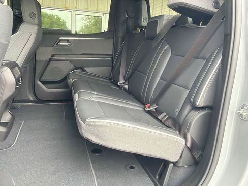 New 2026 GMC Sierra EV Elevation w/ LPO, Elevation Dark Package AWD/4WD image 29