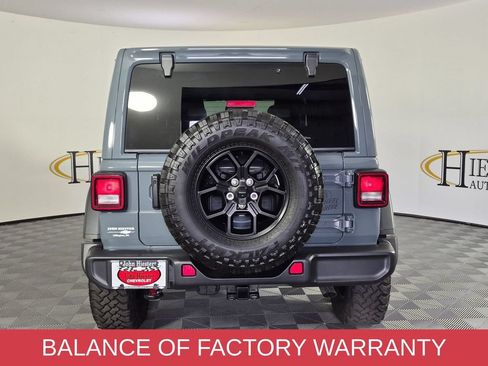 Used 2025 Jeep Wrangler Unlimited Sport AWD/4WD image 5