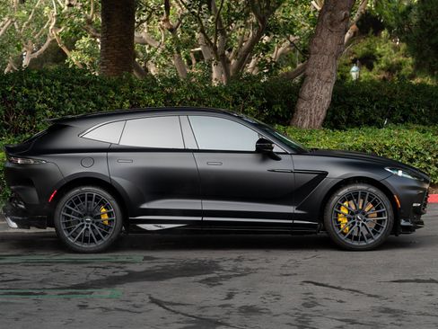 Used 2023 Aston Martin DBX 707 image 26