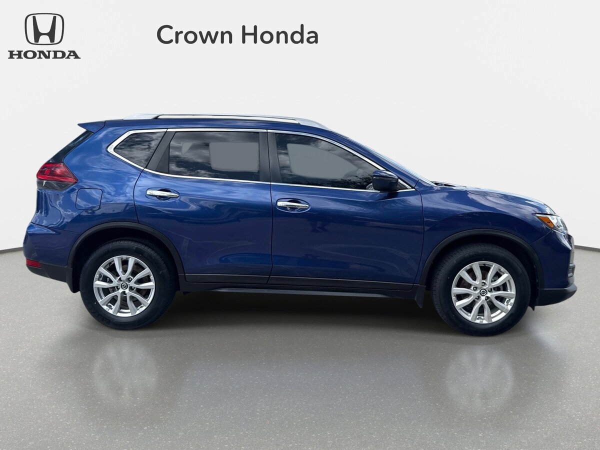 Used 2019 Nissan Rogue S w/ Special Edition Package FWD image 5