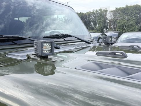 Used 2021 Jeep Gladiator Rubicon w/ Cold Weather Group image 8