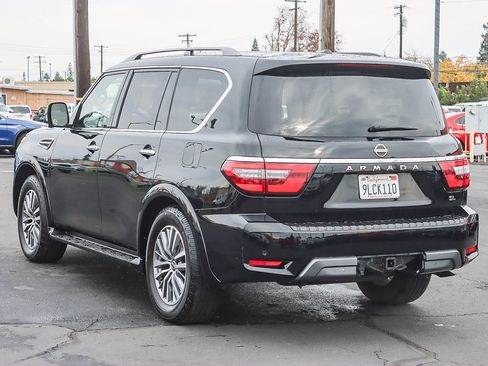 Used 2021 Nissan Armada SL w/ Captain's Chairs Package image 2