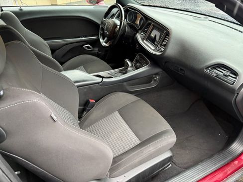 Used 2021 Dodge Challenger R/T image 18