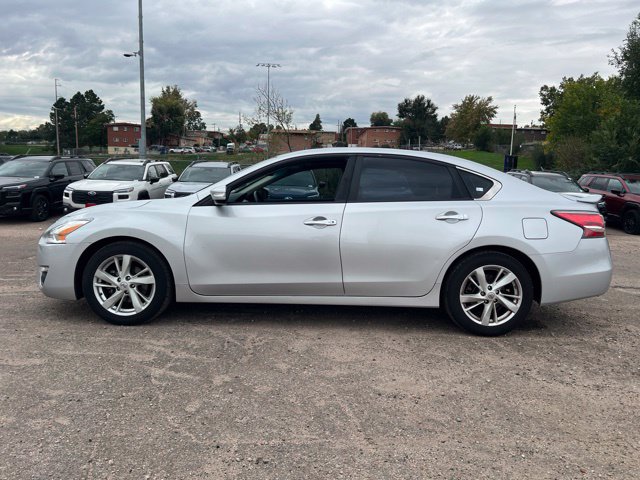 Used 2015 Nissan Altima 2.5 SL w/ Technology Package FWD image 2