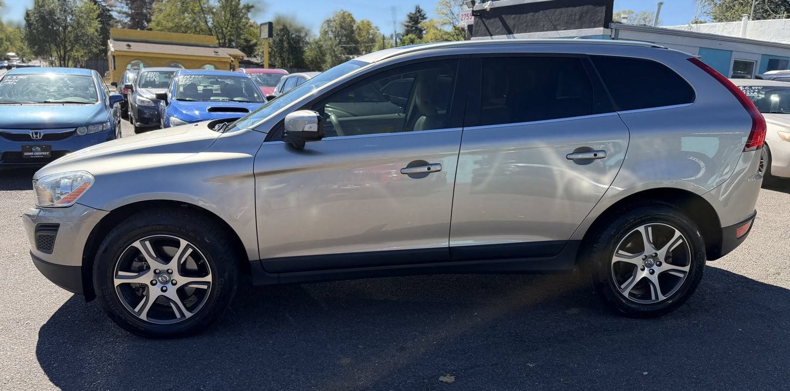 Used 2013 Volvo XC60 T6 AWD/4WD image 6