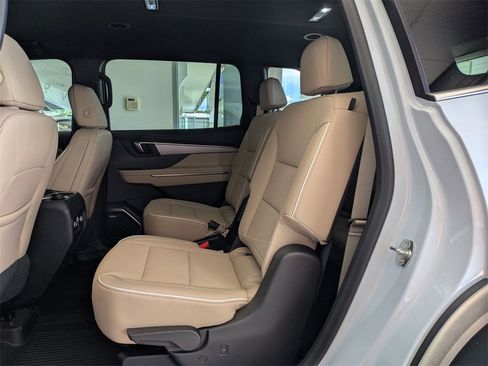 New 2026 Buick Enclave Preferred w/ Power Package image 10