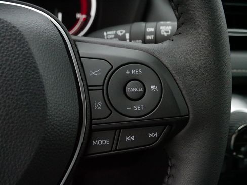 Certified 2025 Toyota RAV4 XLE Premium image 25