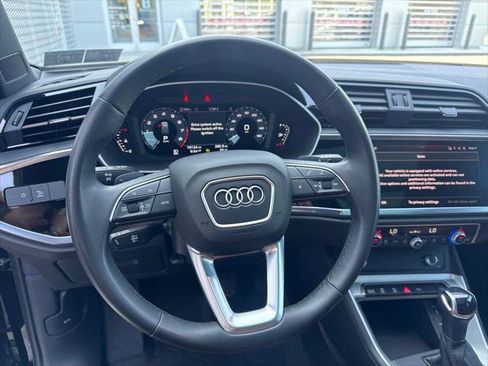 Certified 2023 Audi Q3 2.0T Premium w/ Convenience Package AWD/4WD image 41