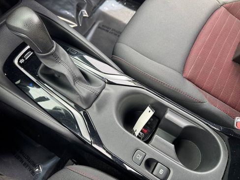 Used 2023 Toyota Corolla SE w/ Carpet Mat Package (TMS) FWD image 23