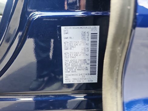 Used 2025 Nissan Murano SV AWD/4WD image 38