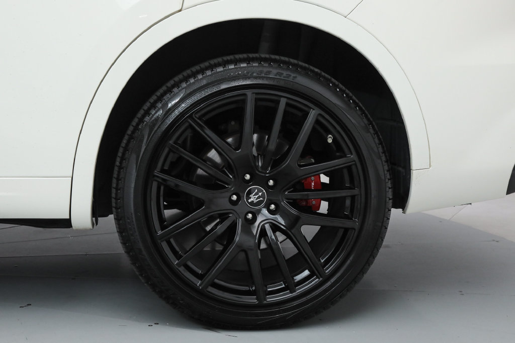 Certified 2024 Maserati Levante Modena Ultima AWD/4WD image 19