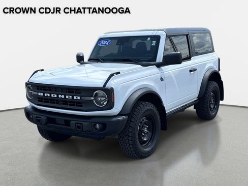 Used 2023 Ford Bronco Black Diamond AWD/4WD image 9