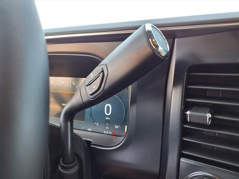 New 2026 Ford F250 Platinum AWD/4WD image 16